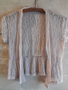 511a. beige sheer short sleeve open front fairy cardigan shrug, S?